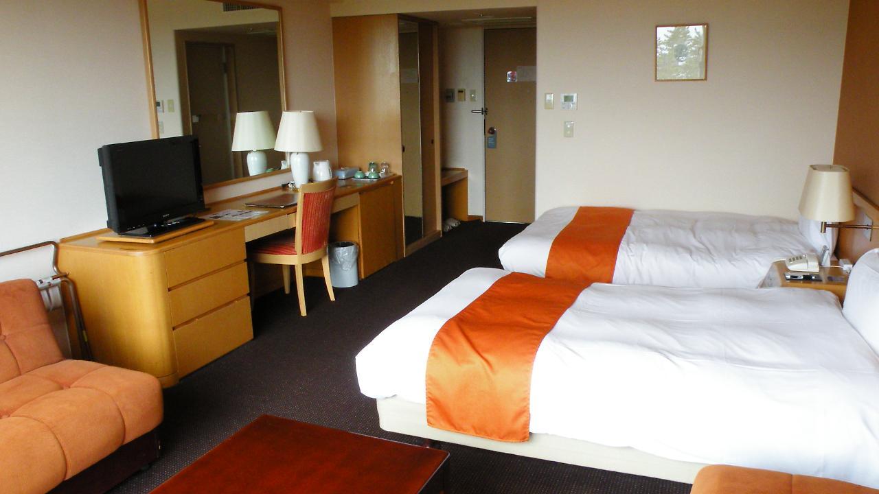 Suzu Beach Hotel Buitenkant foto