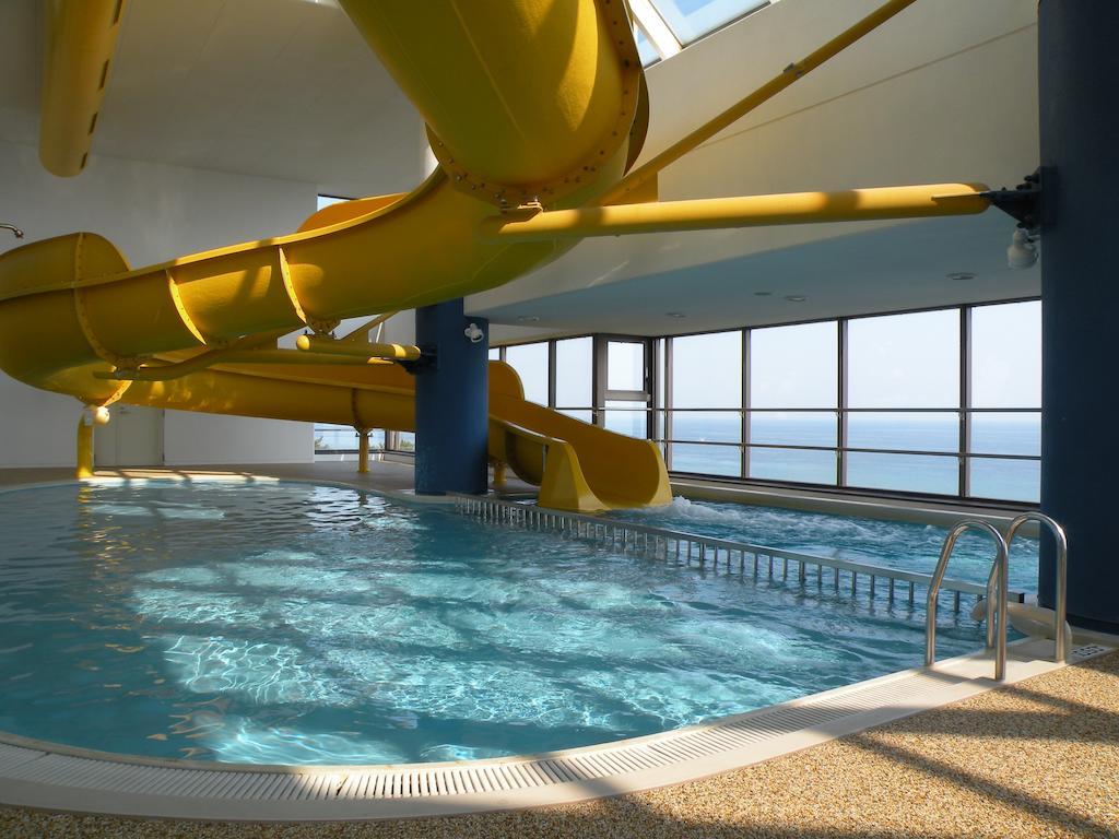 Suzu Beach Hotel Buitenkant foto