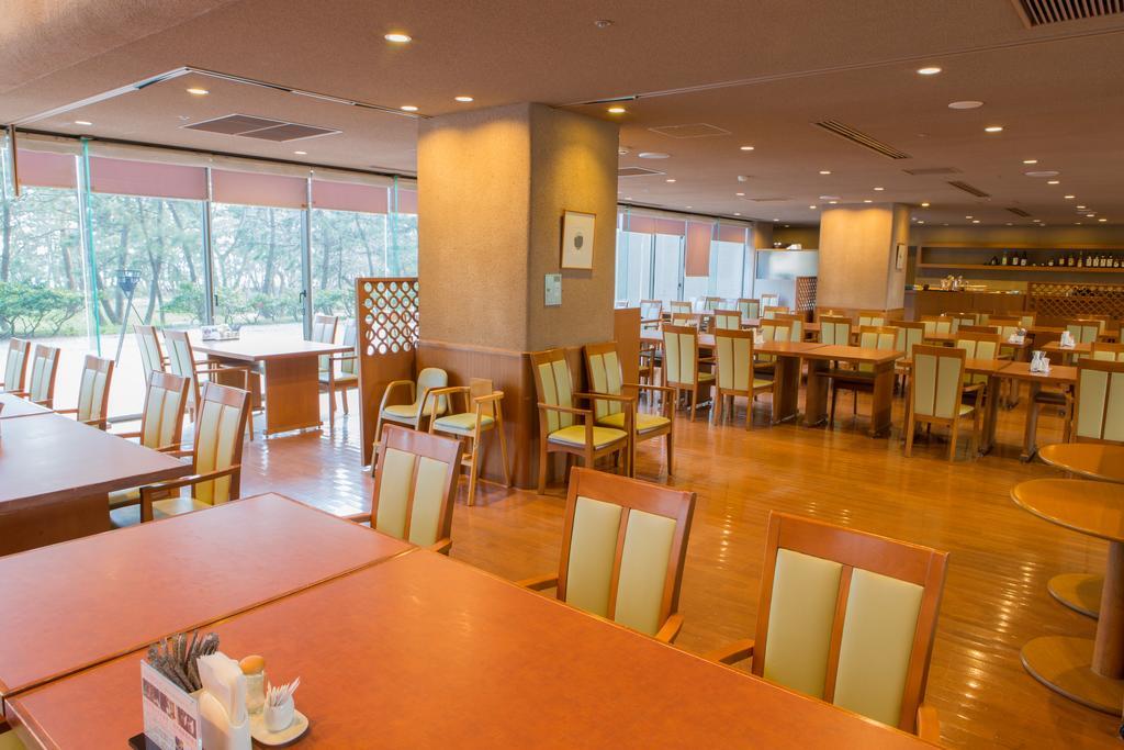 Suzu Beach Hotel Buitenkant foto